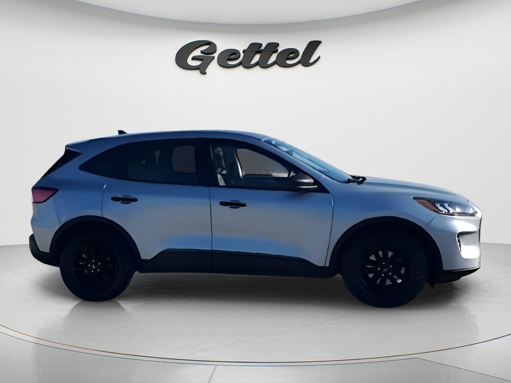 Used 2022 Ford Escape S image 9