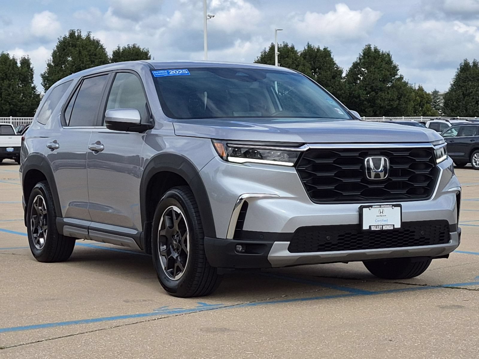 Certified 2025 Honda Pilot EX-L image 4