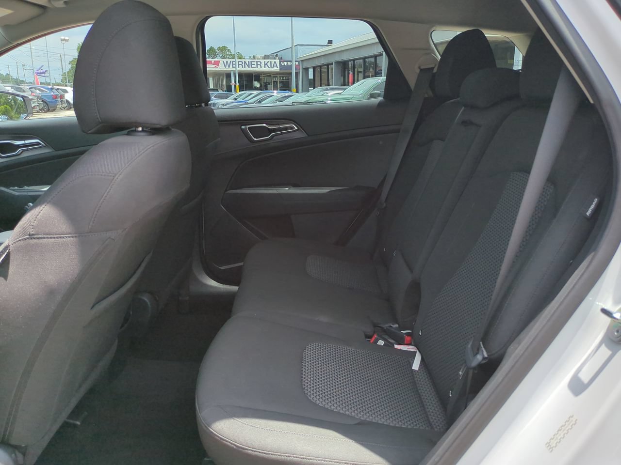 Certified 2025 Kia Sportage LX FWD image 14
