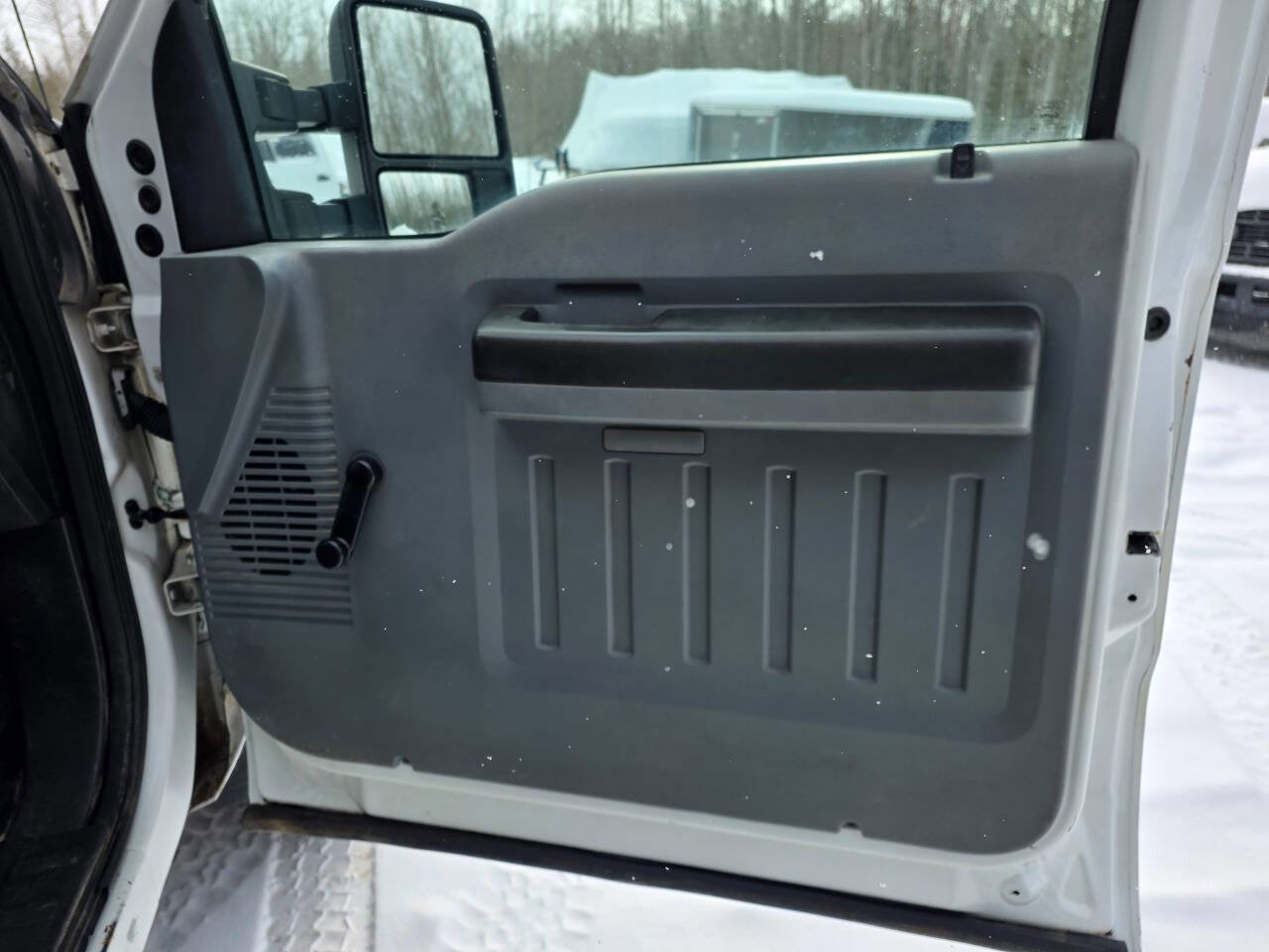 Used 2012 Ford F450 XL w/ XL Value Pkg image 19