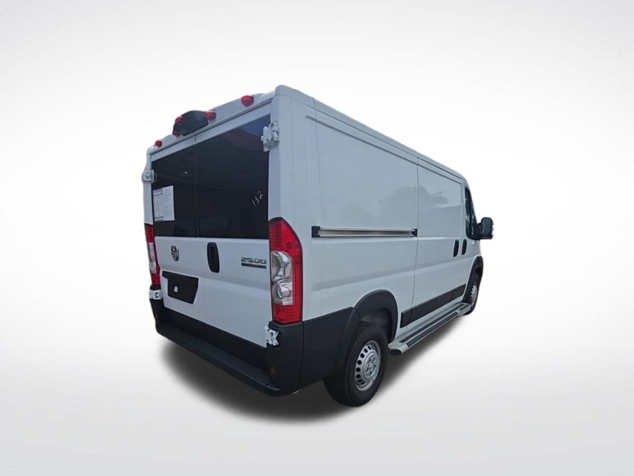 Used 2025 RAM ProMaster 2500 w/ U-Haul Equipment Group FWD image 8