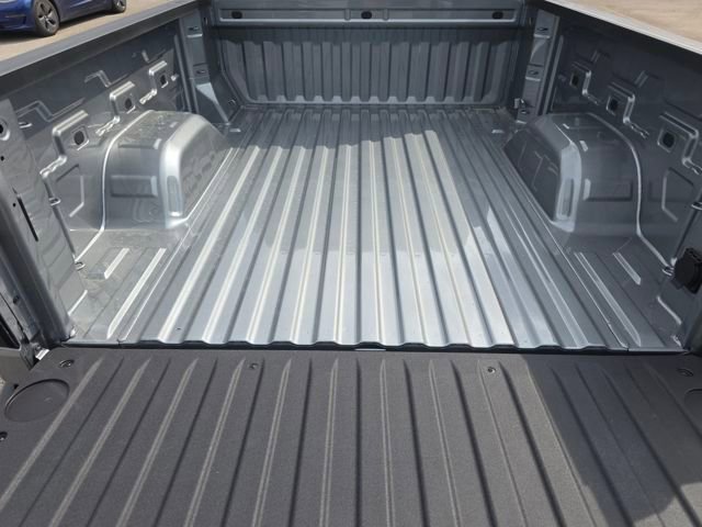 New 2026 GMC Sierra 1500 SLE image 21