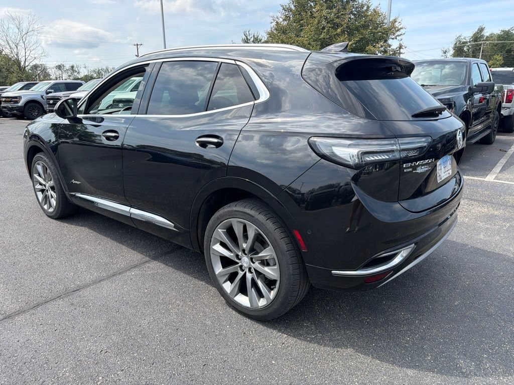 Used 2021 Buick Envision Avenir w/ Technology Package II AWD/4WD image 4