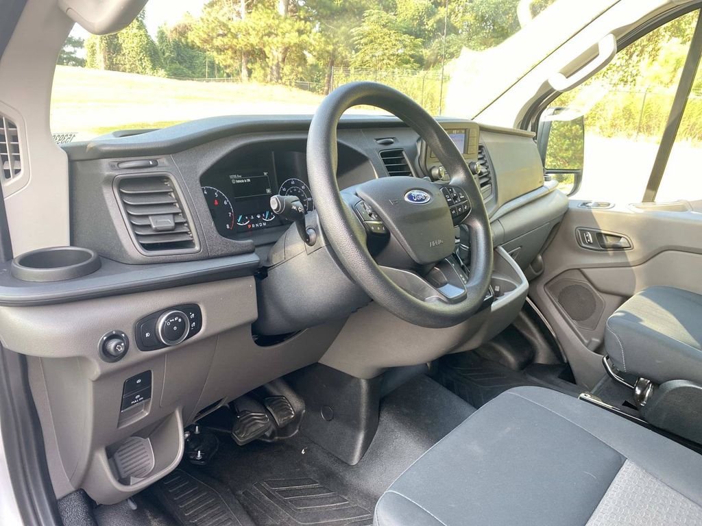 Used 2025 Ford Transit 250 Low Roof w/ Exterior Upgrade Package RWD image 22