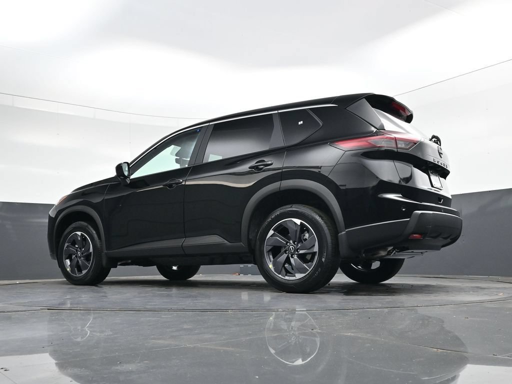 Certified 2026 Nissan Rogue SV FWD image 42