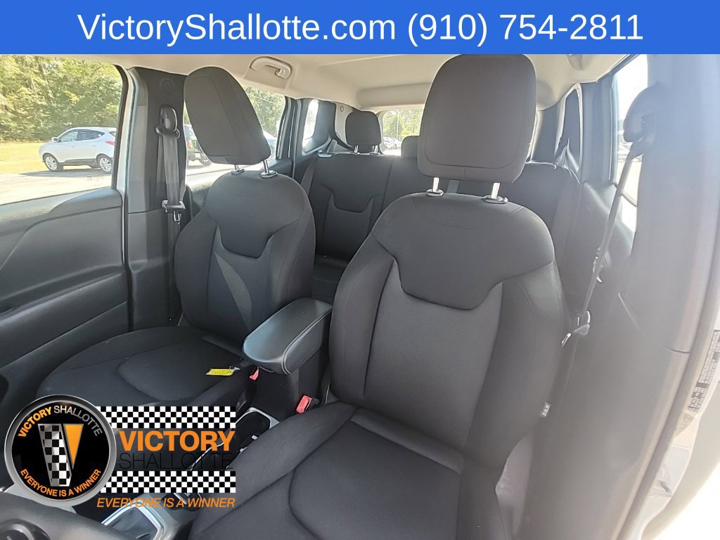 Certified 2022 Jeep Renegade Sport AWD/4WD image 21