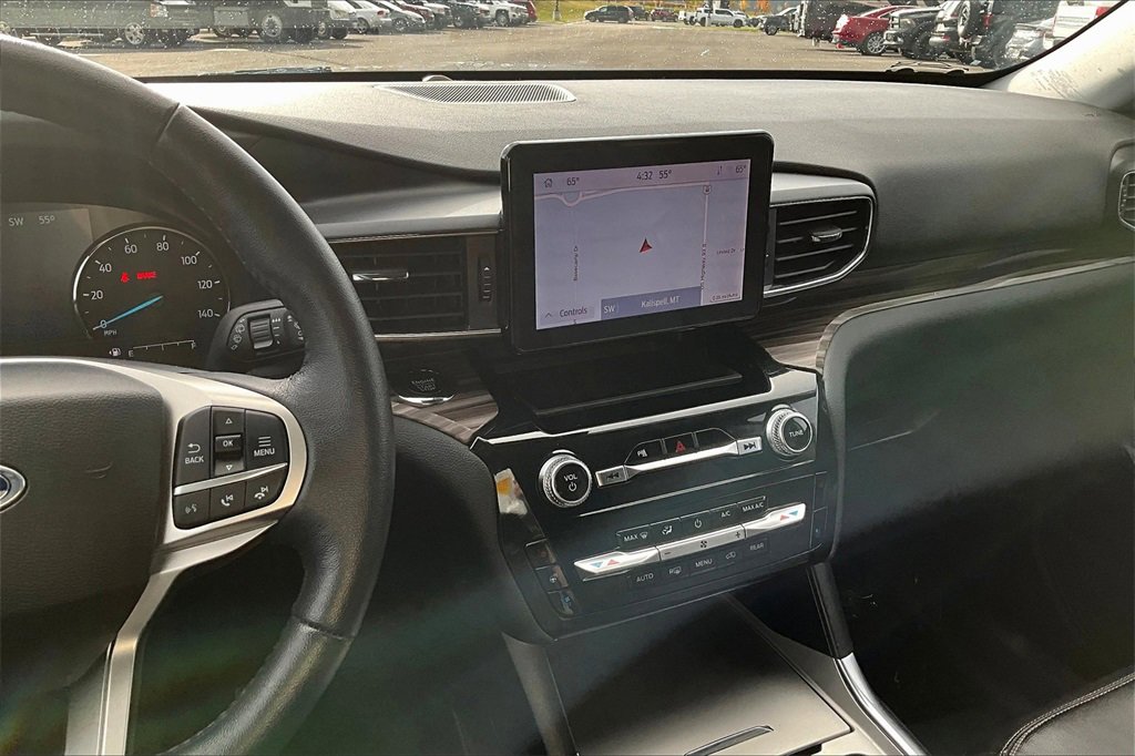 Used 2024 Ford Explorer Limited image 6