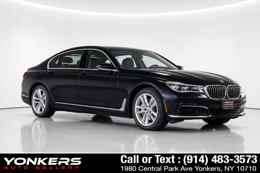 Used 2019 BMW 750i xDrive w/ Executive Package AWD/4WD image 7