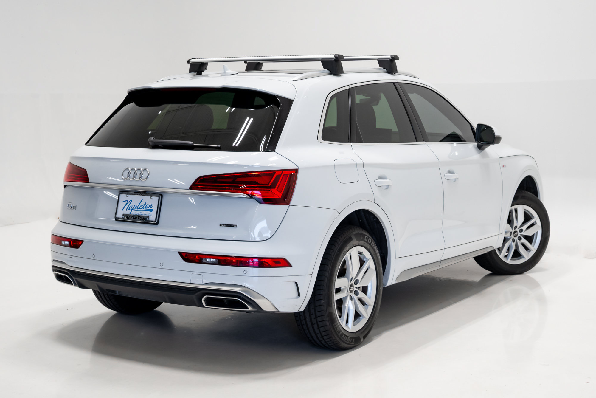 Used 2023 Audi Q5 2.0T Premium w/ Convenience Package AWD/4WD image 30