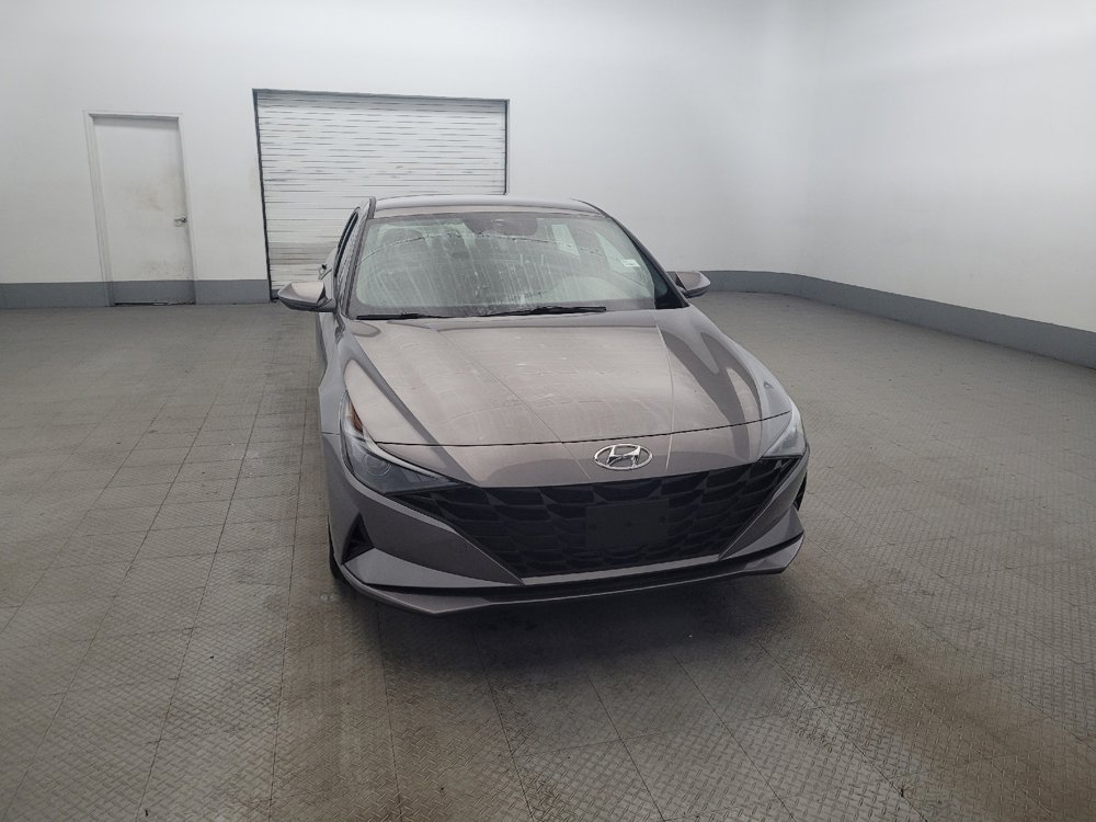 Used 2023 Hyundai Elantra SEL FWD image 14