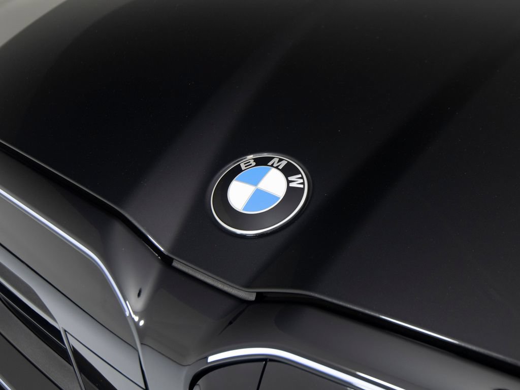 Used 2026 BMW M5 Touring AWD/4WD image 42