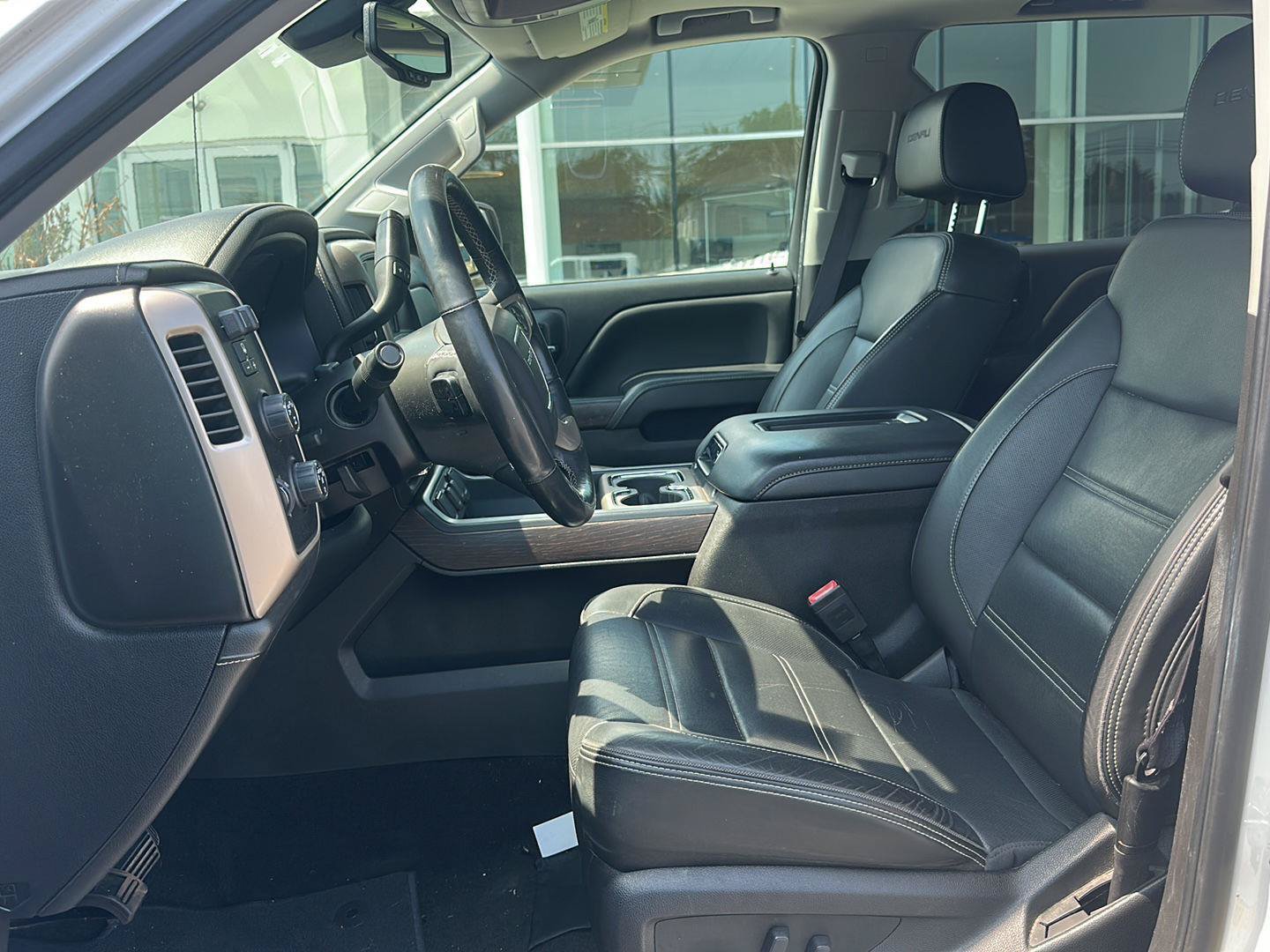 Used 2017 GMC Sierra 1500 Denali w/ Denali Ultimate Package AWD/4WD image 10