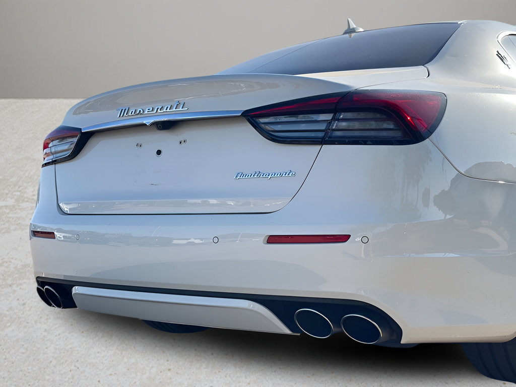 Used 2023 Maserati Quattroporte GT RWD image 28