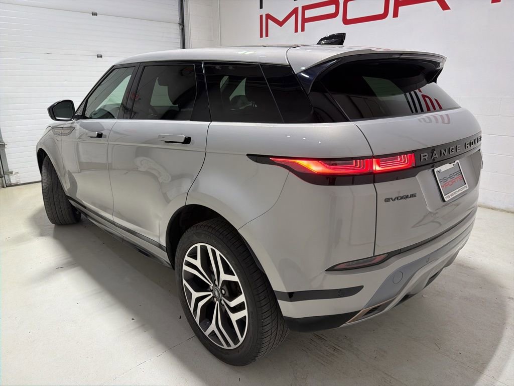 Used 2022 Land Rover Range Rover Evoque R-Dynamic S image 5