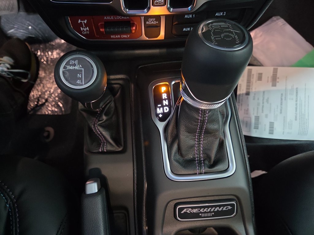 New 2026 Jeep Gladiator Sport AWD/4WD image 26