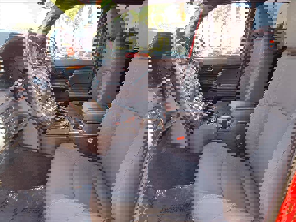 Certified 2024 Toyota Tacoma SR5 image 18