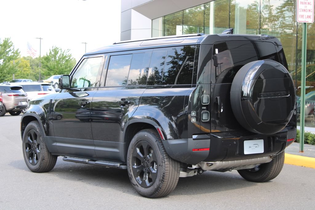 New 2026 Land Rover Defender 110 S AWD/4WD image 4