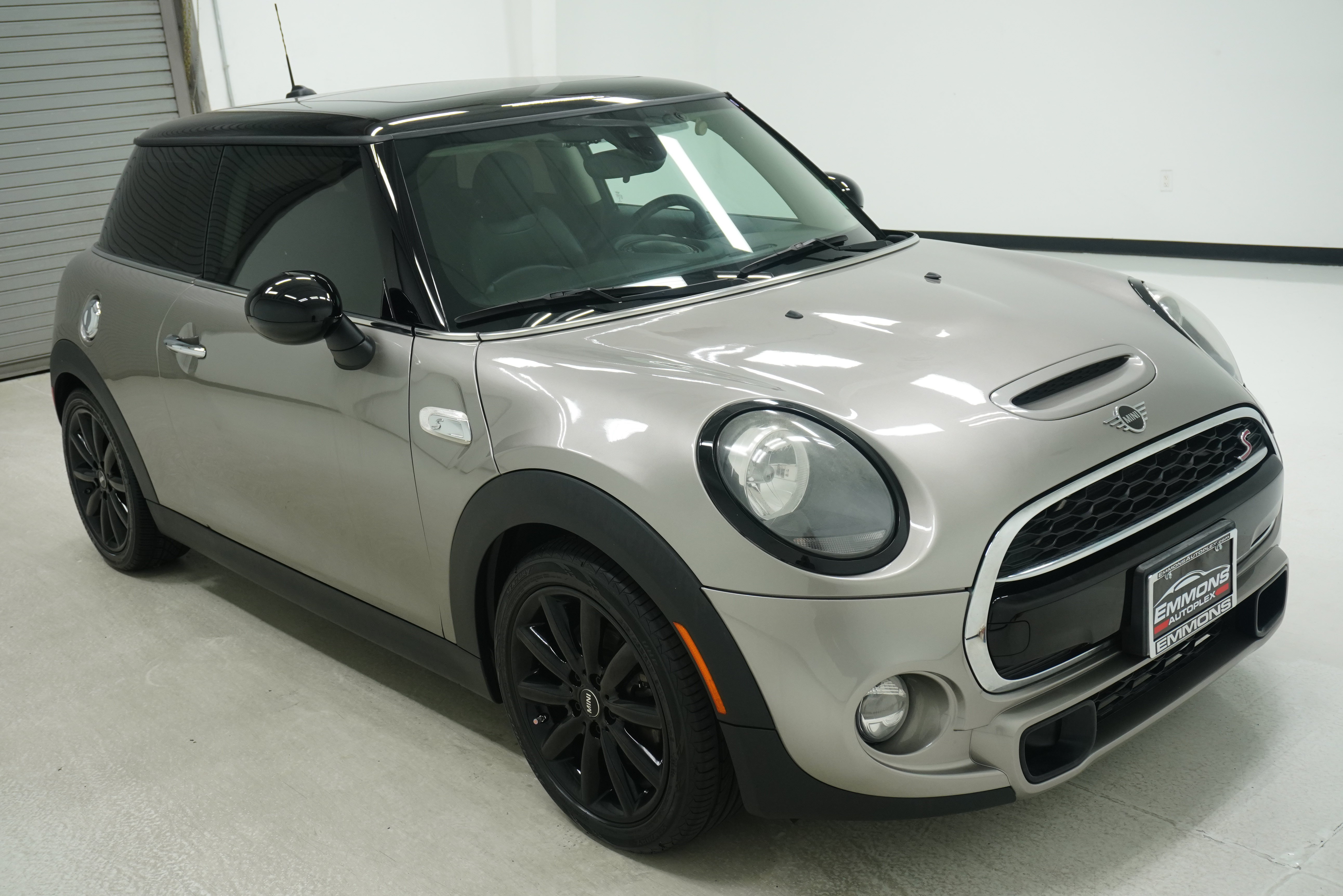 Used 2019 MINI Cooper S FWD image 2