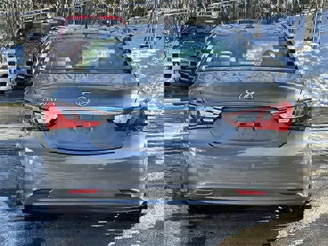 Used 2013 Hyundai Sonata GLS w/ Popular Equipment Pkg image 4