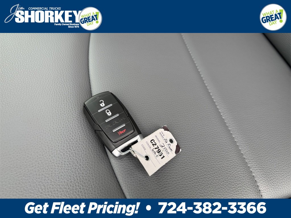 New 2026 RAM 3500 Tradesman image 32