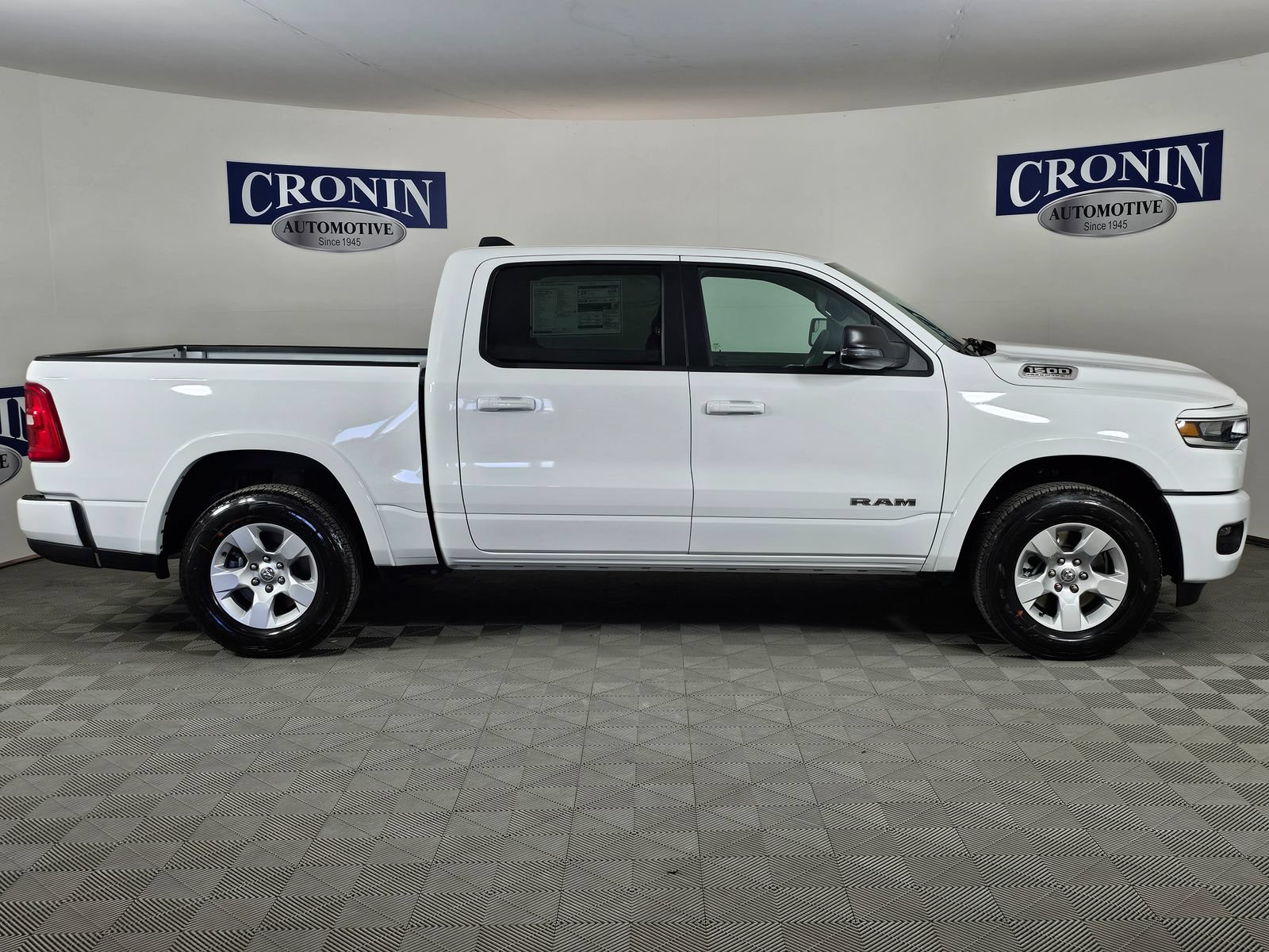 New 2026 RAM 1500 Big Horn AWD/4WD image 6