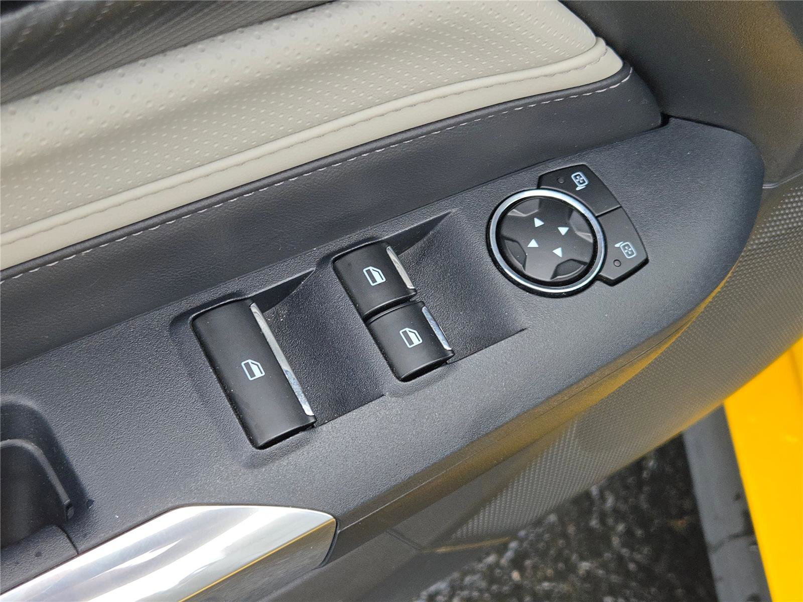 Used 2024 Ford Mustang Premium image 19