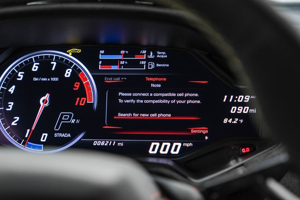 Used 2018 Lamborghini Huracan Performante image 34