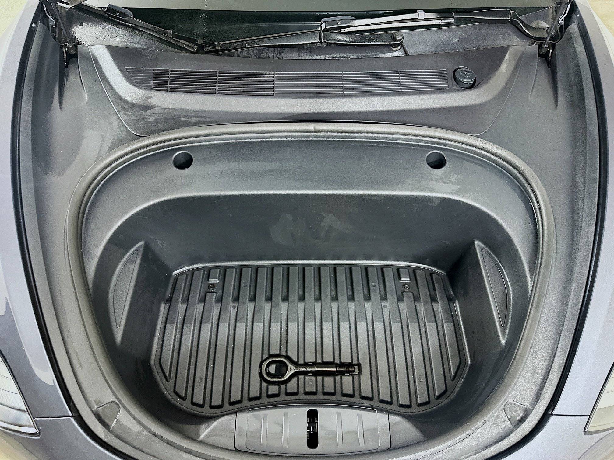 Used 2023 Tesla Model 3 Standard Range image 32