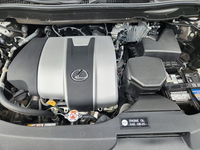 Used 2021 Lexus RX 350L Premium w/ Premium Package image 32