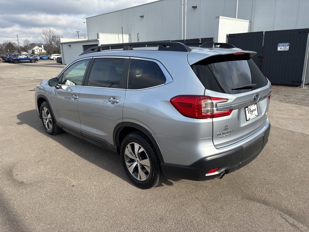 Certified 2023 Subaru Ascent Premium image 5