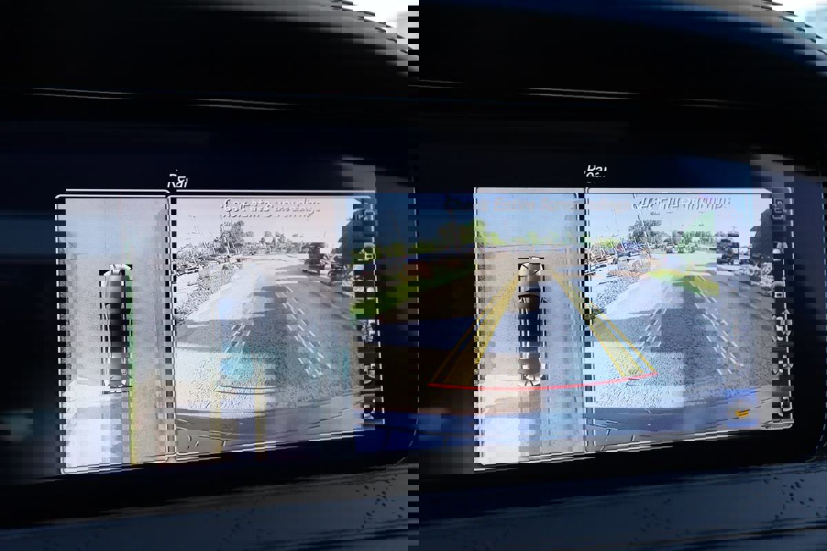 Used 2019 Mercedes-Benz S 560 Sedan w/ AMG Line Exterior image 55