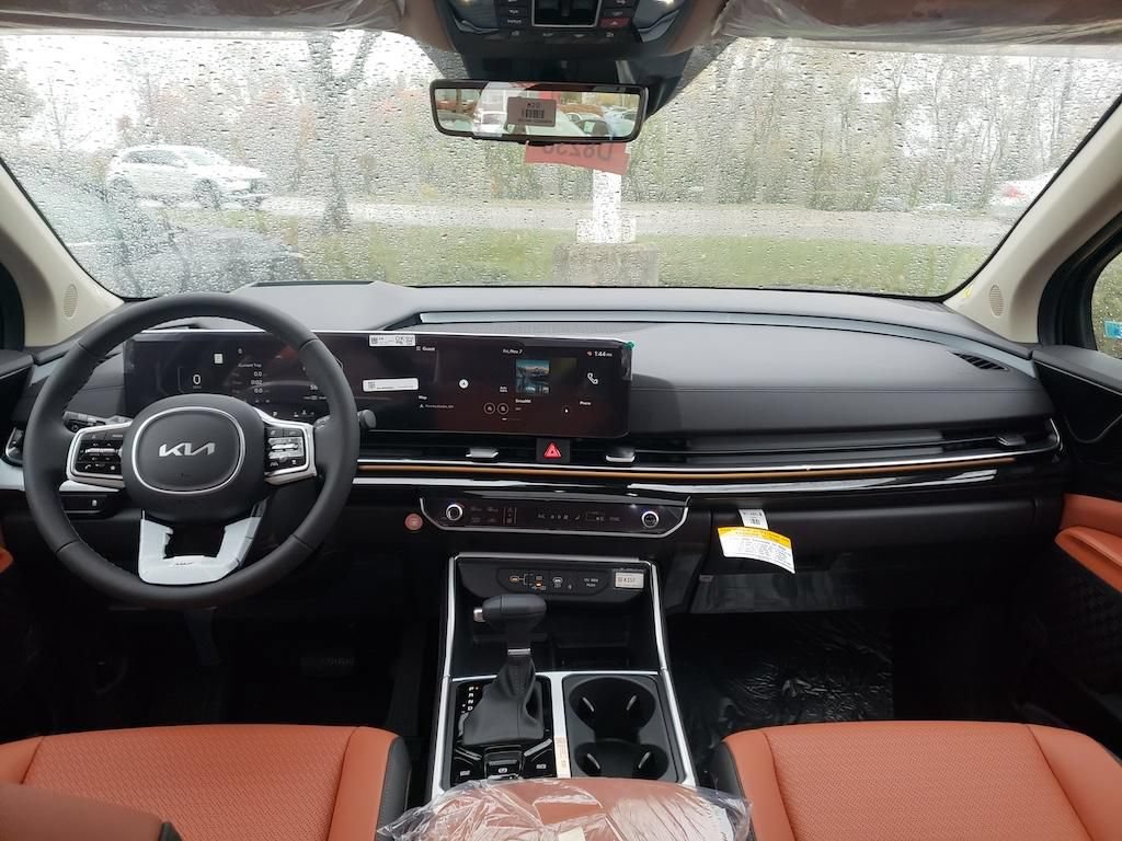 New 2026 Kia Carnival SX Prestige FWD image 12