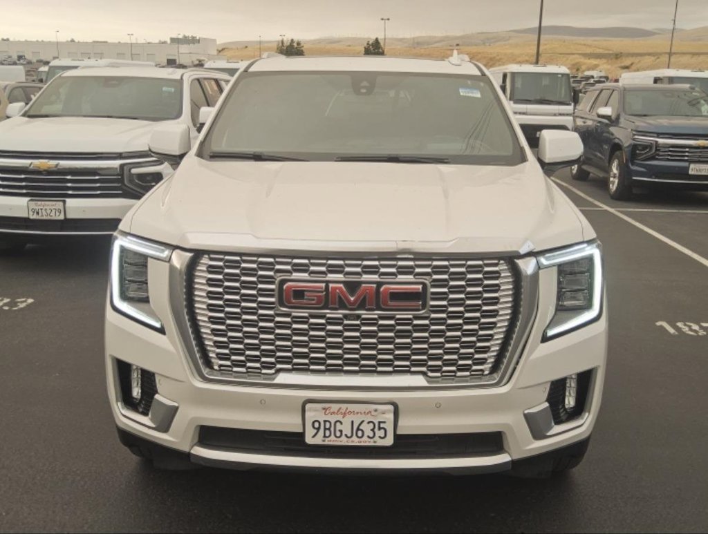 Used 2022 GMC Yukon Denali w/ Max Trailering Package AWD/4WD image 15