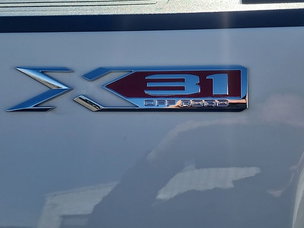 Used 2023 GMC Sierra 3500 SLE image 7