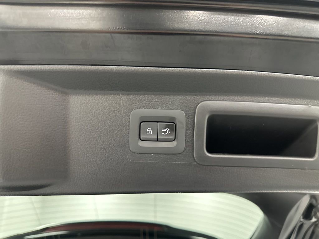Certified 2025 MAZDA CX-50 AWD 2.5 S w/ Preferred Package image 9