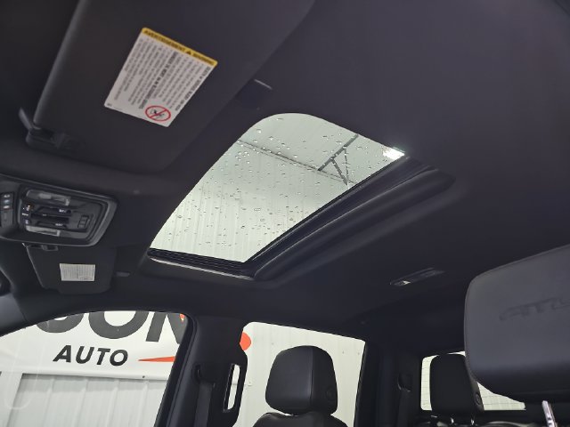 Used 2021 GMC Sierra 2500 AT4 w/ AT4 Premium Plus Package AWD/4WD image 21