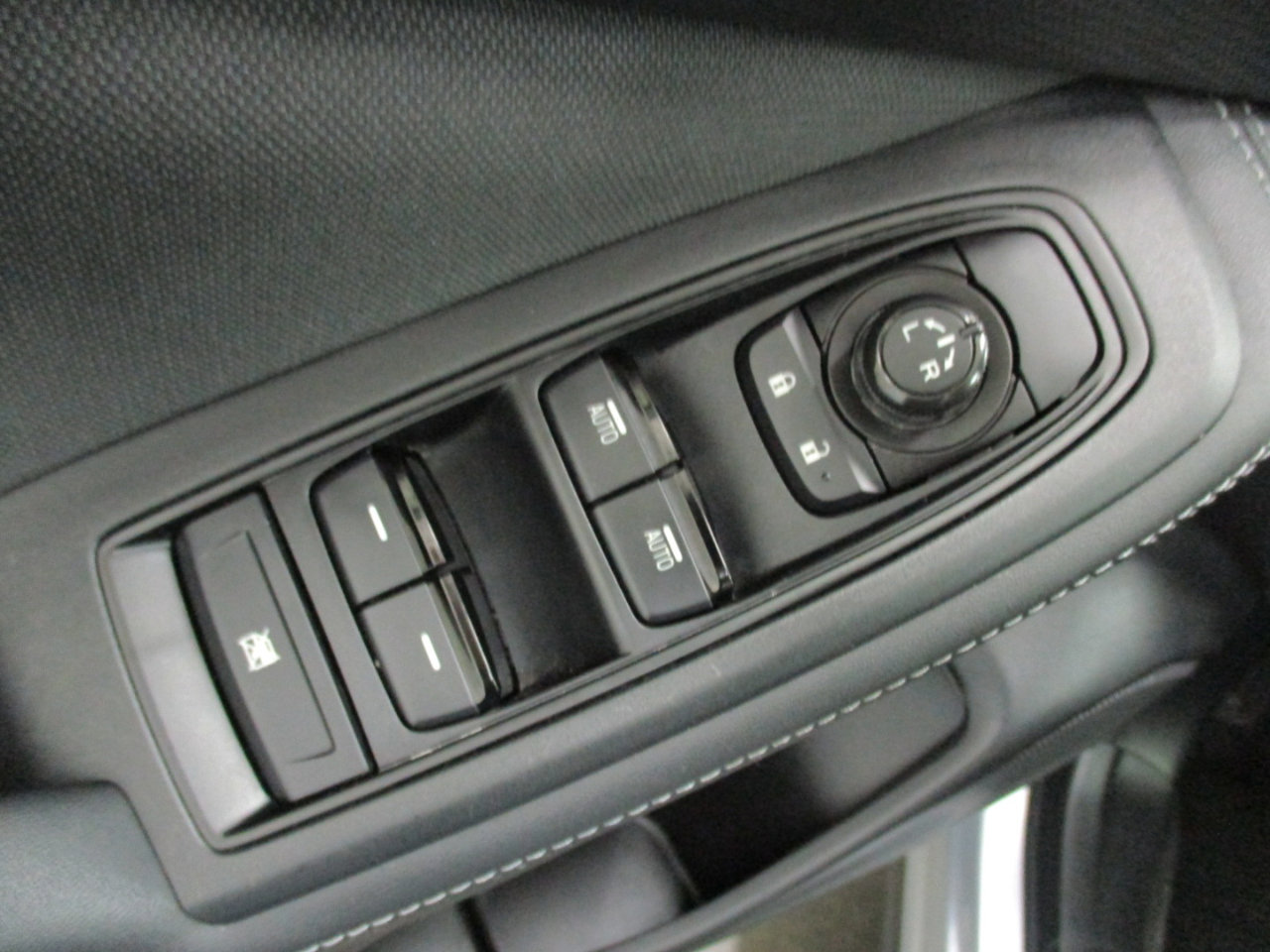 Used 2022 Subaru Forester Premium image 17