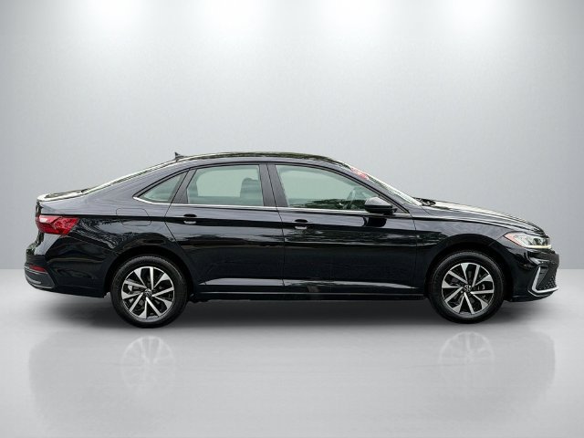 Used 2025 Volkswagen Jetta S FWD image 10