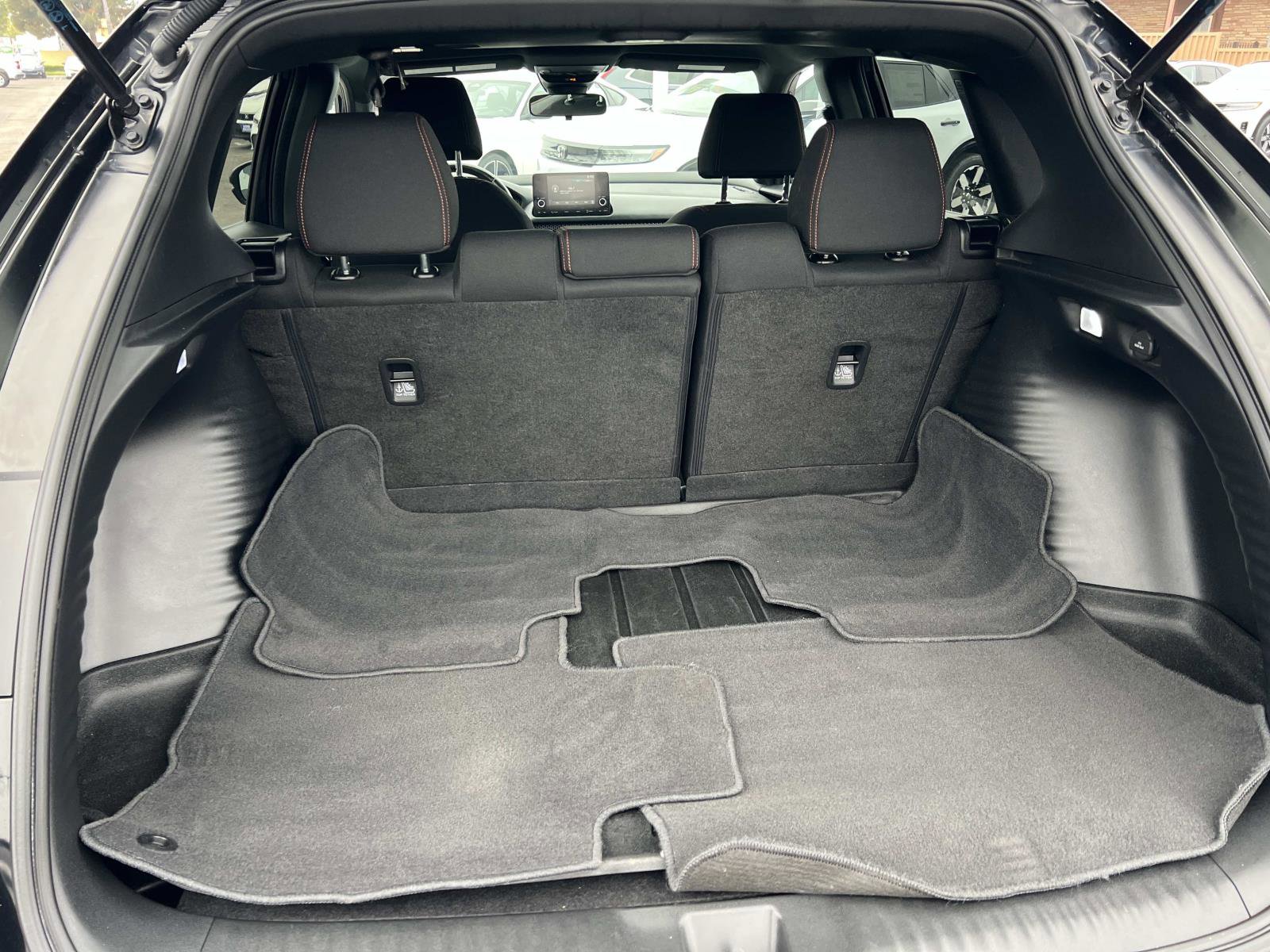 Used 2024 Honda HR-V Sport image 21