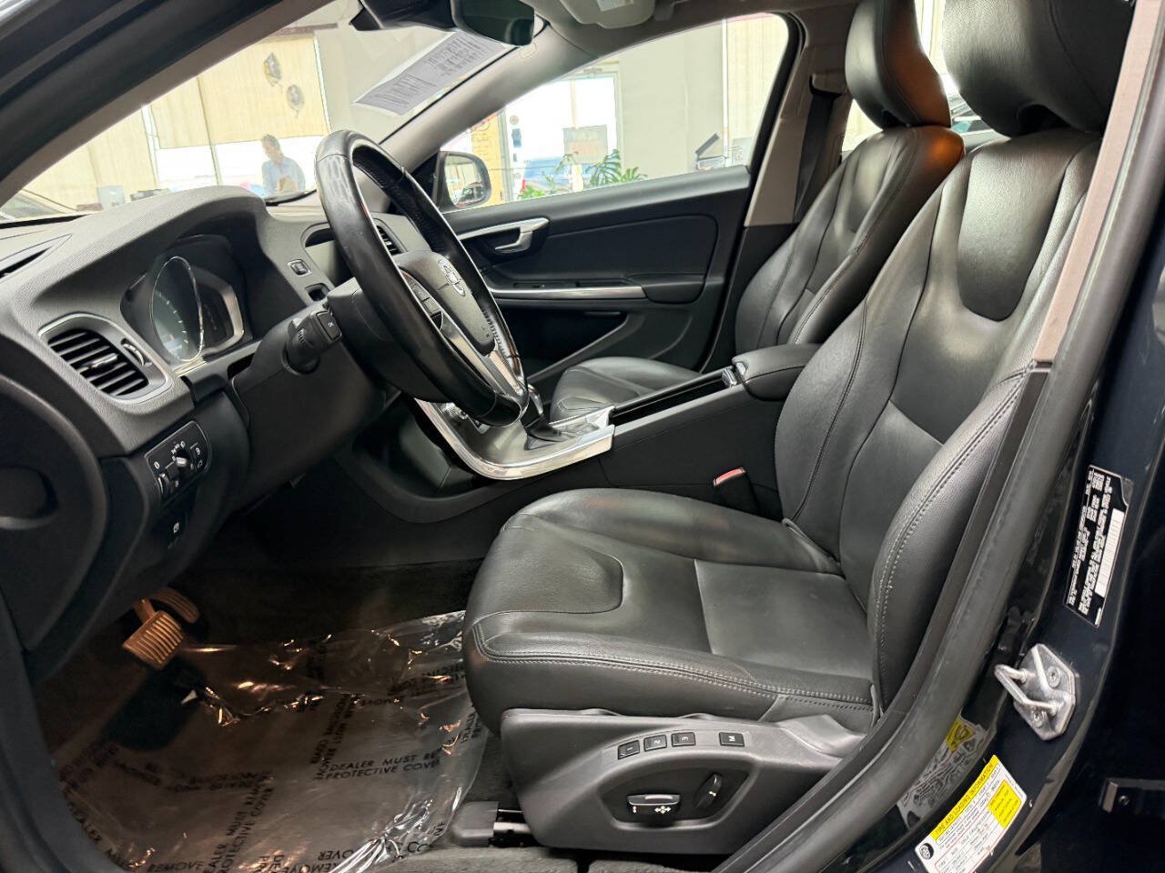 Used 2015 Volvo V60 T5 Premier FWD image 11