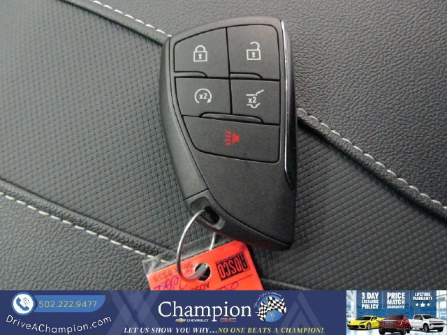 Used 2024 Chevrolet Traverse RS AWD/4WD image 11
