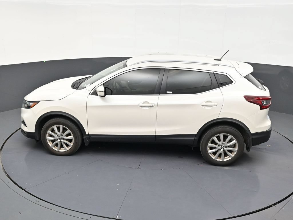 Used 2022 Nissan Rogue Sport SV FWD image 14