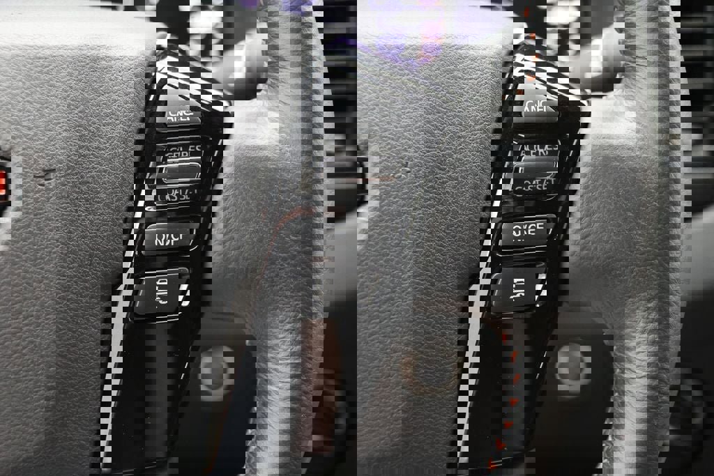 Used 2023 Nissan Frontier PRO-4X w/ Pro Convenience Package image 26