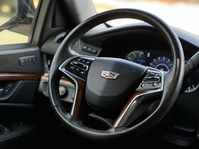 Used 2016 Cadillac Escalade Premium AWD/4WD image 30