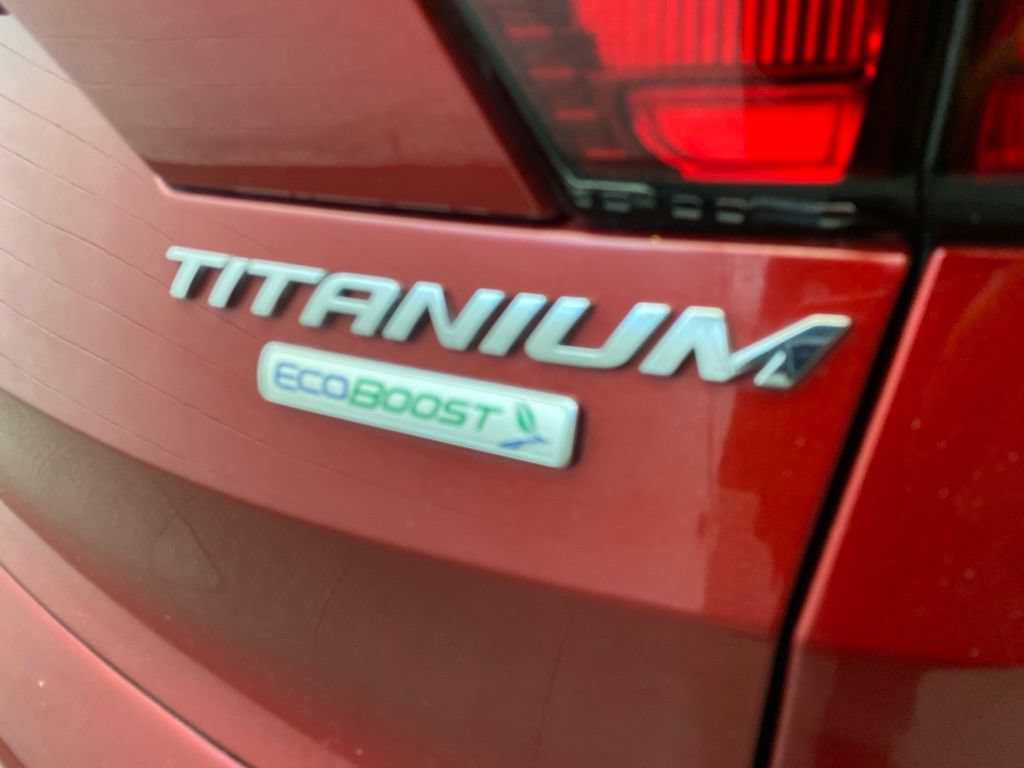 Used 2019 Ford Escape Titanium FWD image 10