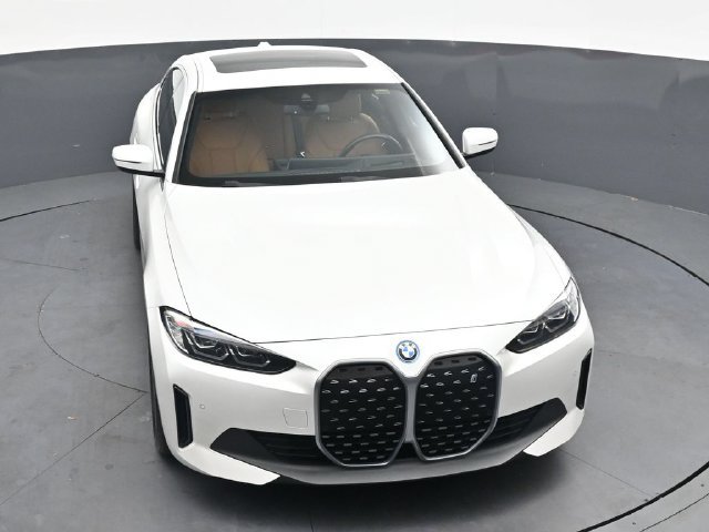 Certified 2024 BMW i4 eDrive35 w/ Premium Package RWD image 31