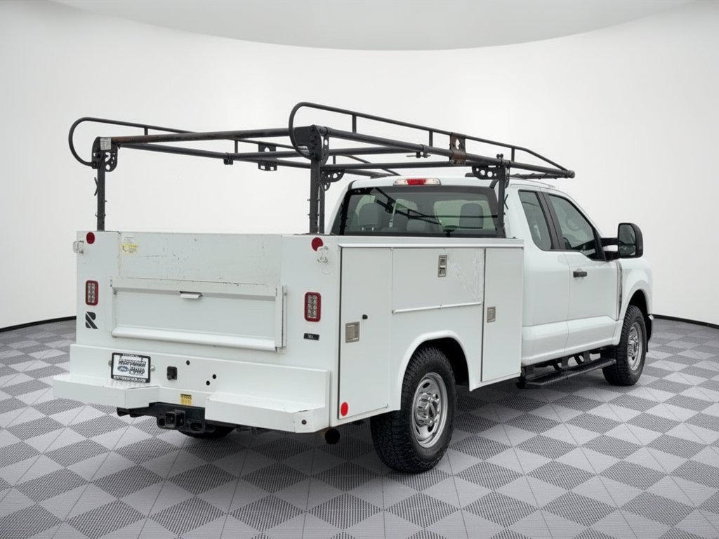 Used 2023 Ford F250 XL w/ XL Driver Assist Package RWD image 9