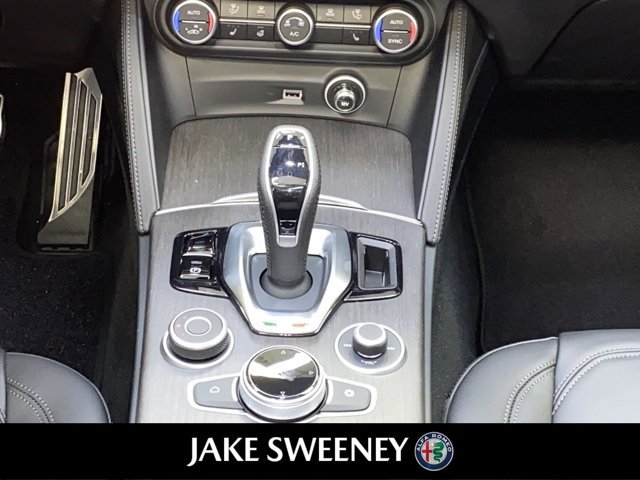 Used 2023 Alfa Romeo Stelvio Ti image 26