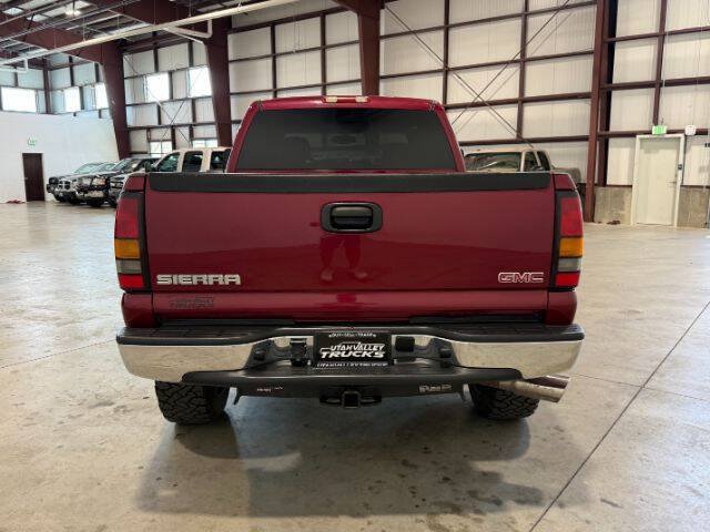 Used 2007 GMC Sierra 2500 SLE w/ Heavy-Duty Power Package AWD/4WD image 9