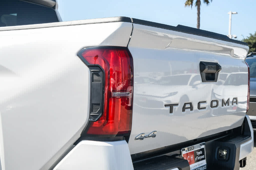 New 2026 Toyota Tacoma SR5 AWD/4WD image 6